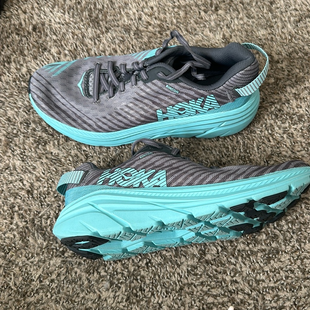 HOKA ONE ONE Women's Rincon Running Shoe, Charcoal Gray/Aqua Sky,